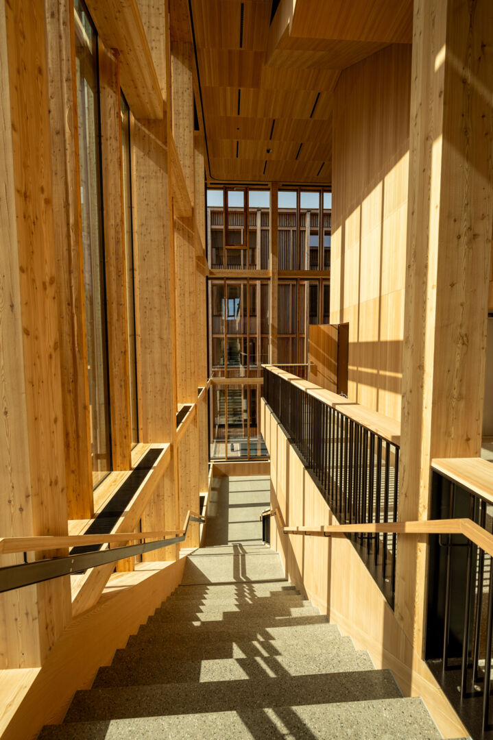 lechwelten-innenbereich-architektur-lech-am-arlberg