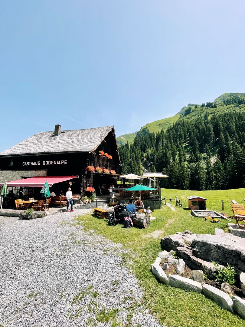 Wanderung_Oberlech-Buerstegg-Bodenalpe_Jul21_LZTG_by_Magdalena_Walch (16)