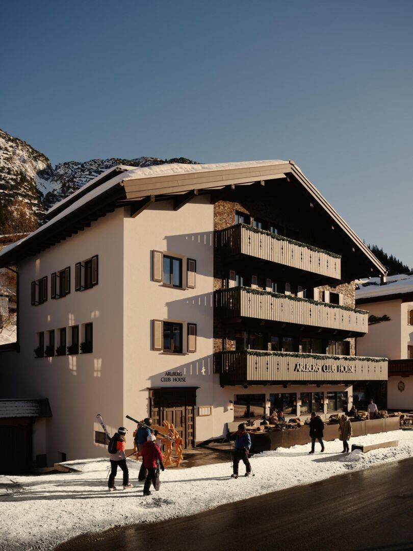 Arlberg Club house von aussen
