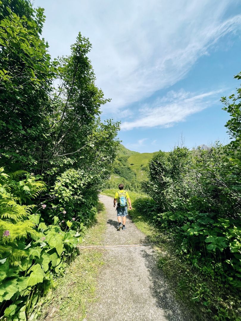 Wanderung_Oberlech-Buerstegg-Bodenalpe_Jul21_LZTG_by_Magdalena_Walch (4)