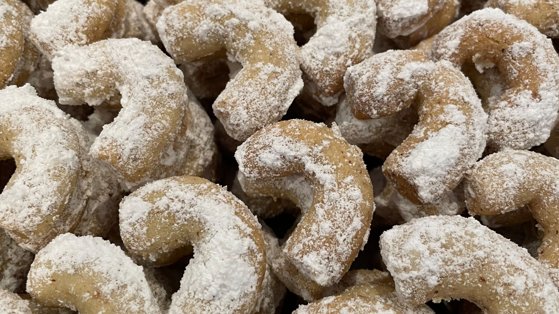 Recipe Vanillekipferl from the Hotel Schneider Lech