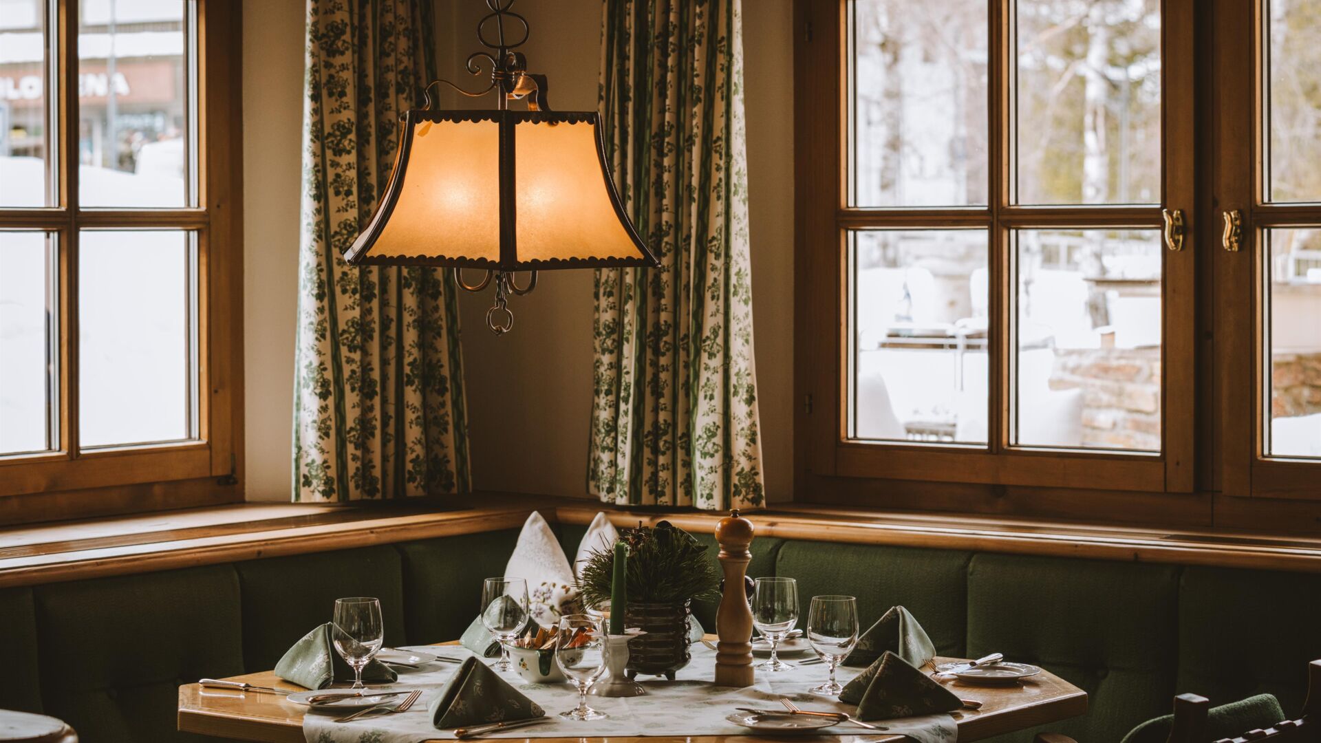 Hotel Post gedeckter Tisch