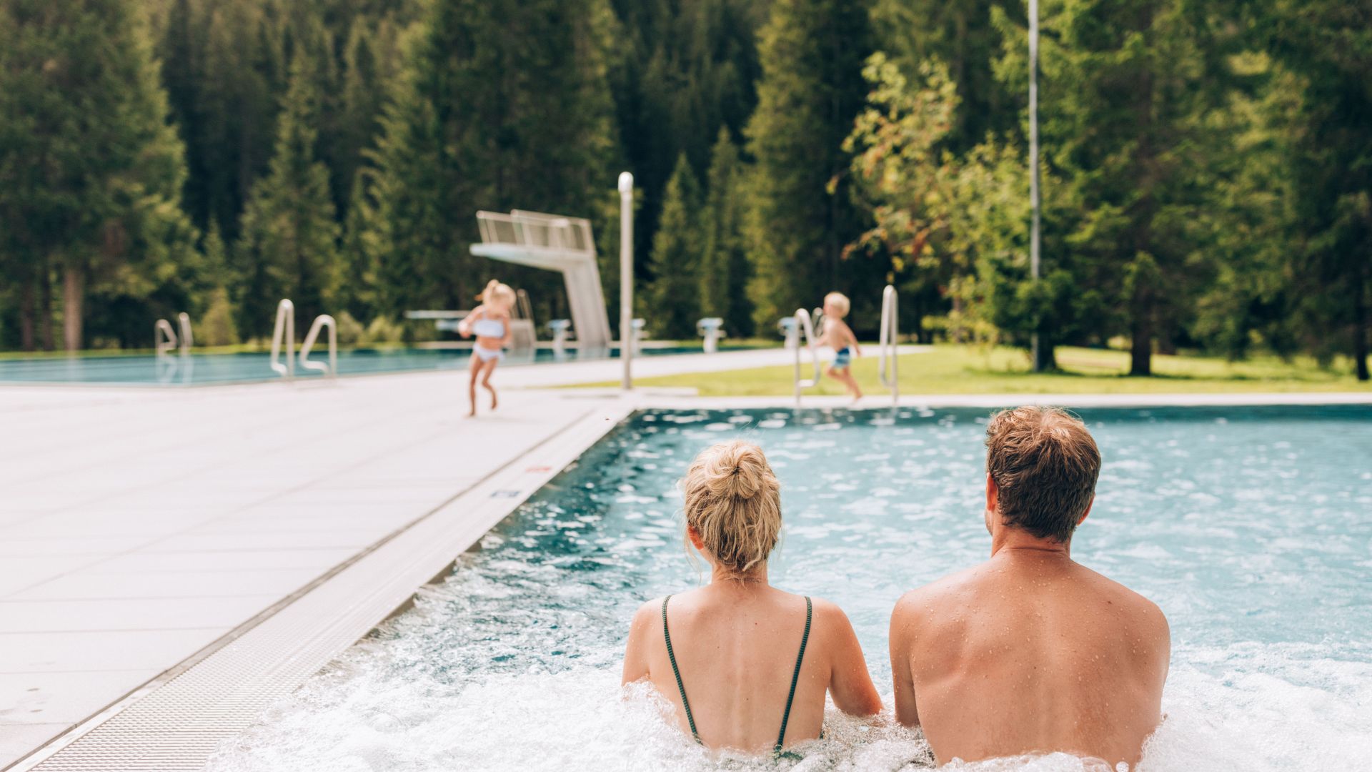 Walschwimmbad_LZTG_by_Daniel_Zangerl_WEB_81