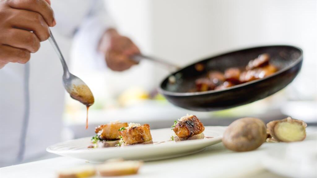 Hinterwies-Dining-Food-Anrichten