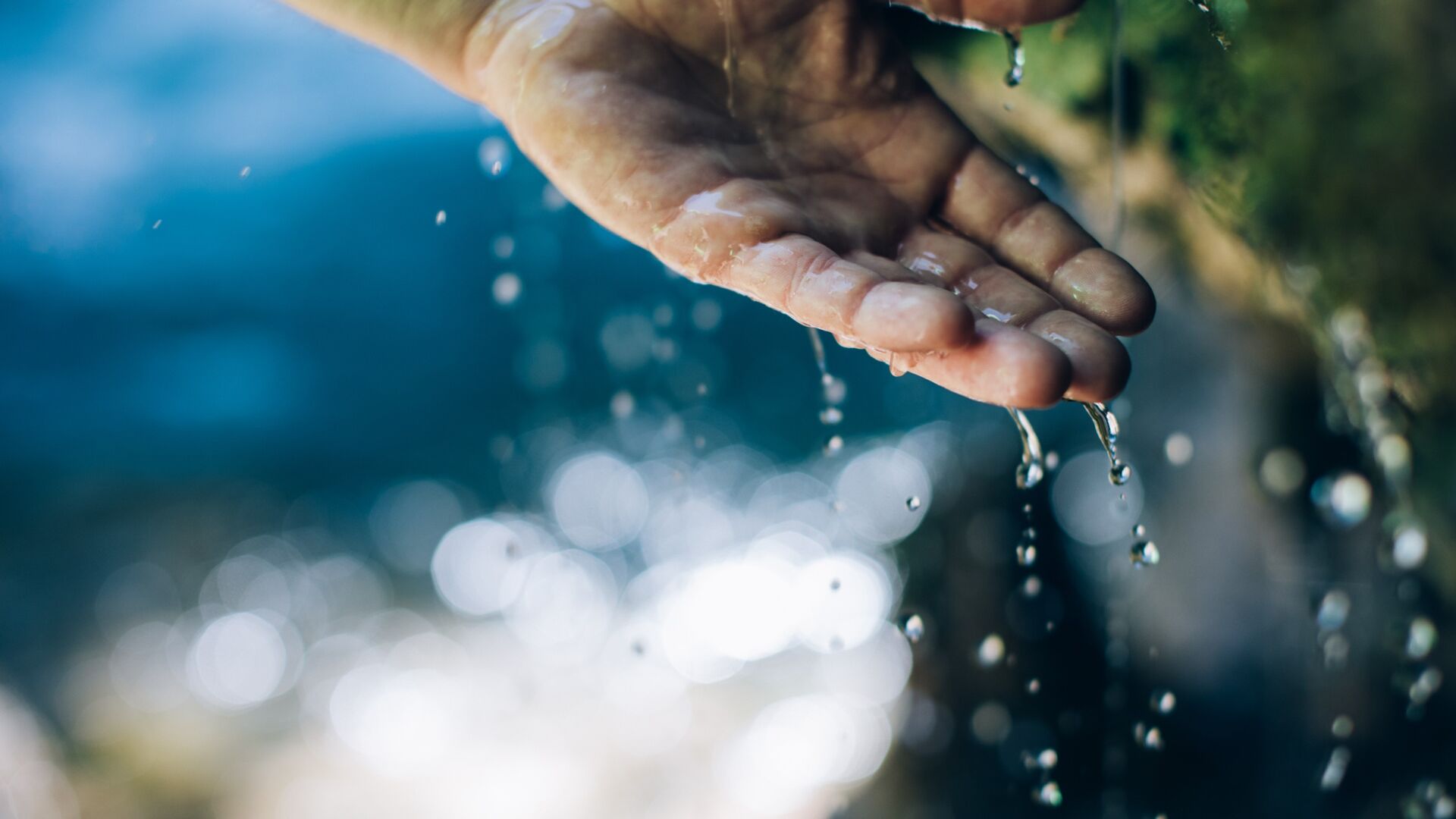 Trail Lechweg along the river