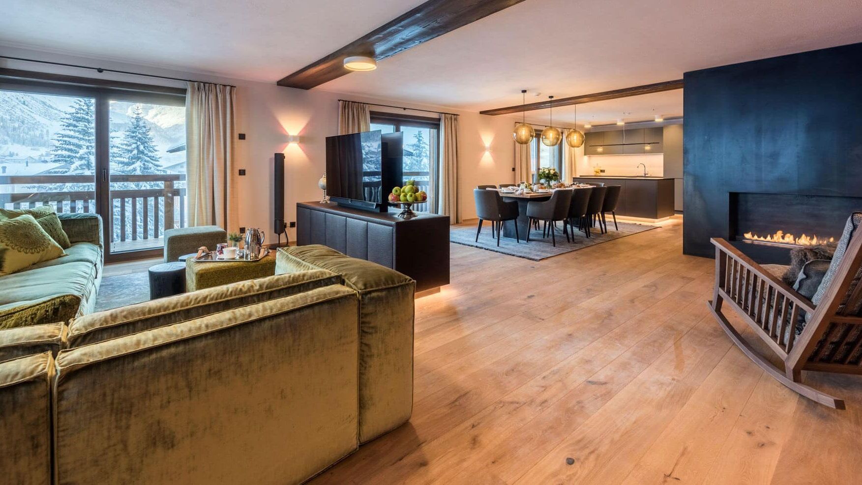 nidus_chalet_lech_residence2_wohnen_essen_kamin_DS