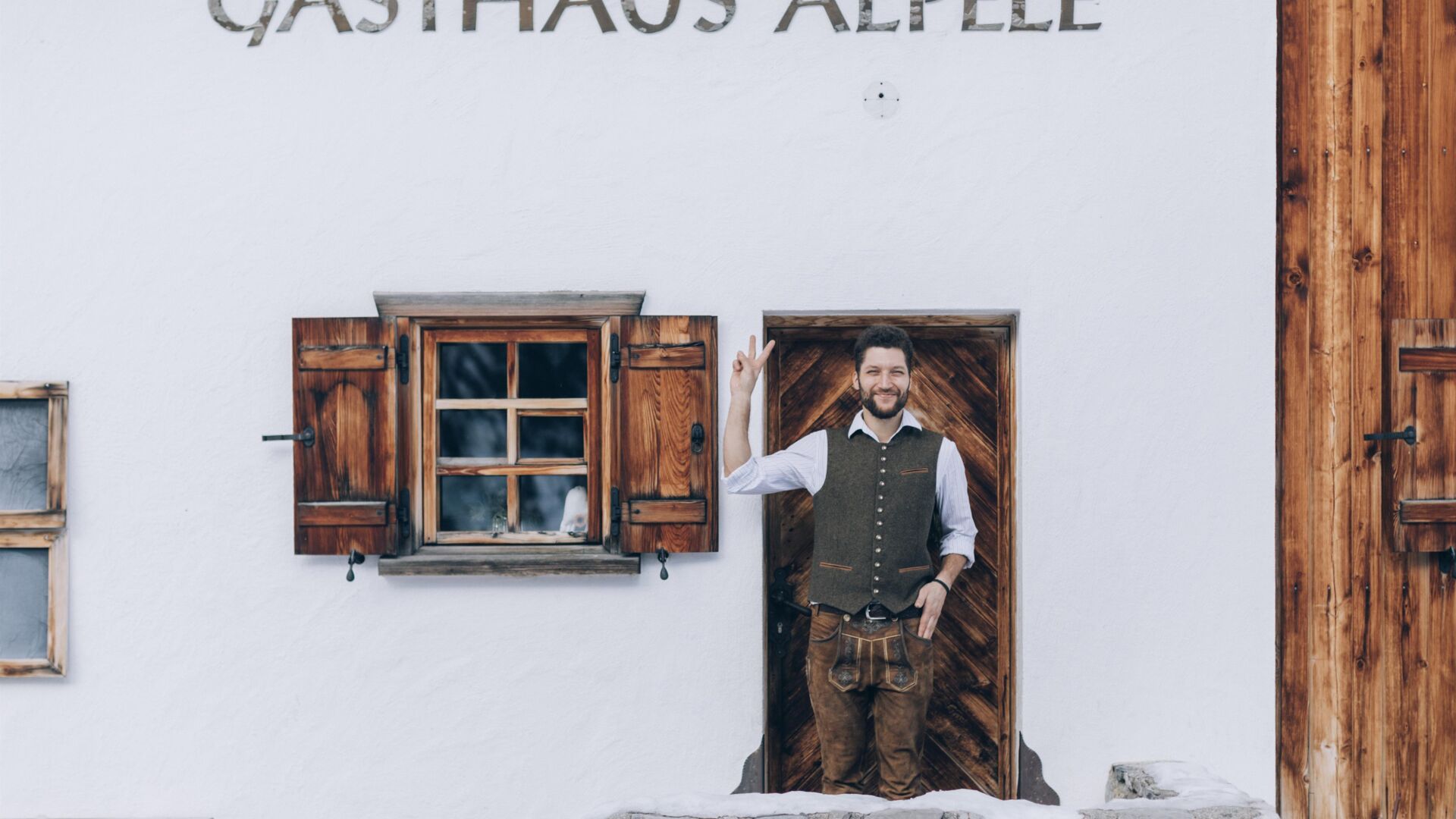 Ãlpele by Die West