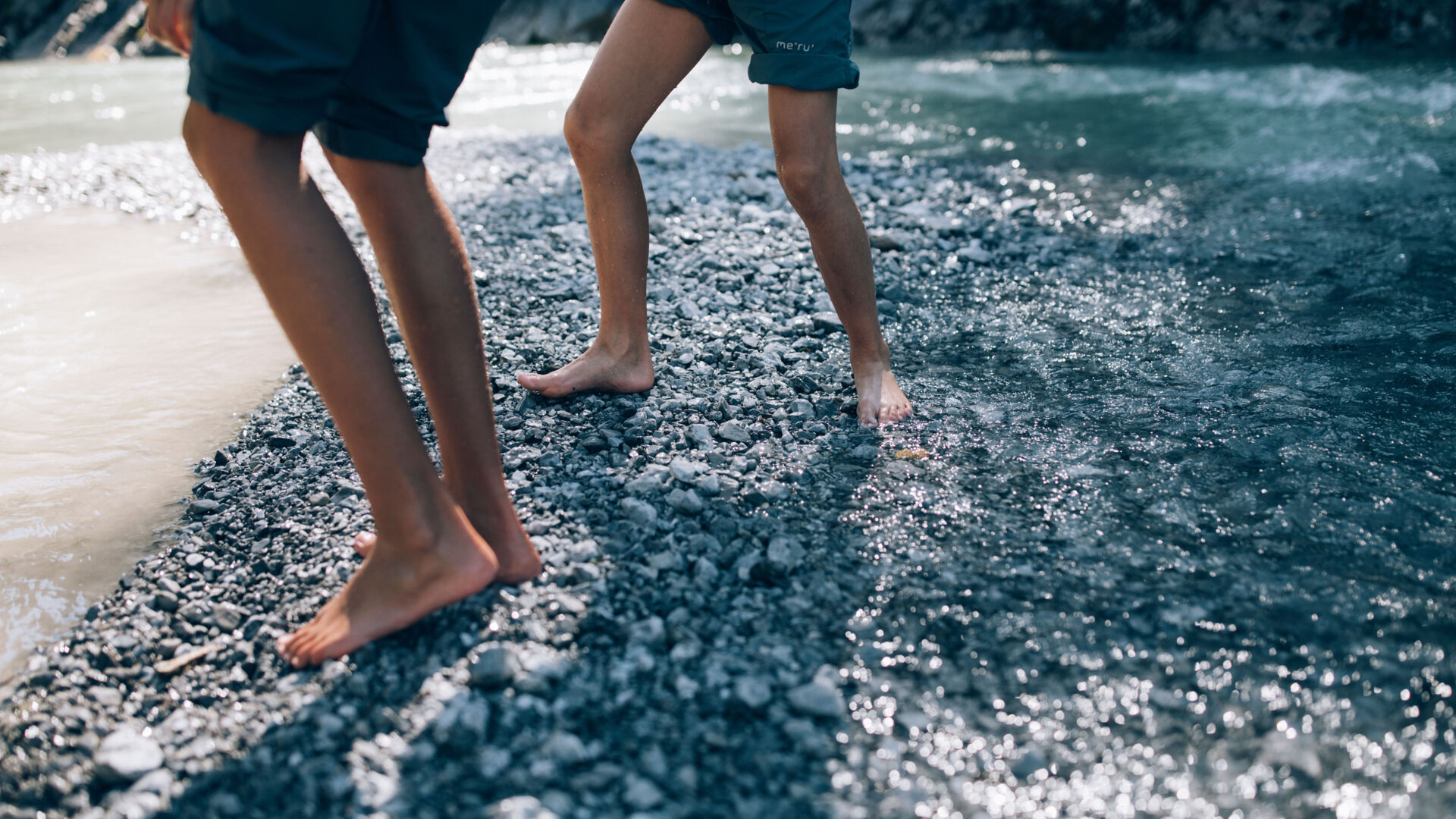 Children Enjoy the Refreshing Mountain Water - Sommer_Familie_LZTG_by Daniel Zangerl_WEB  (43)