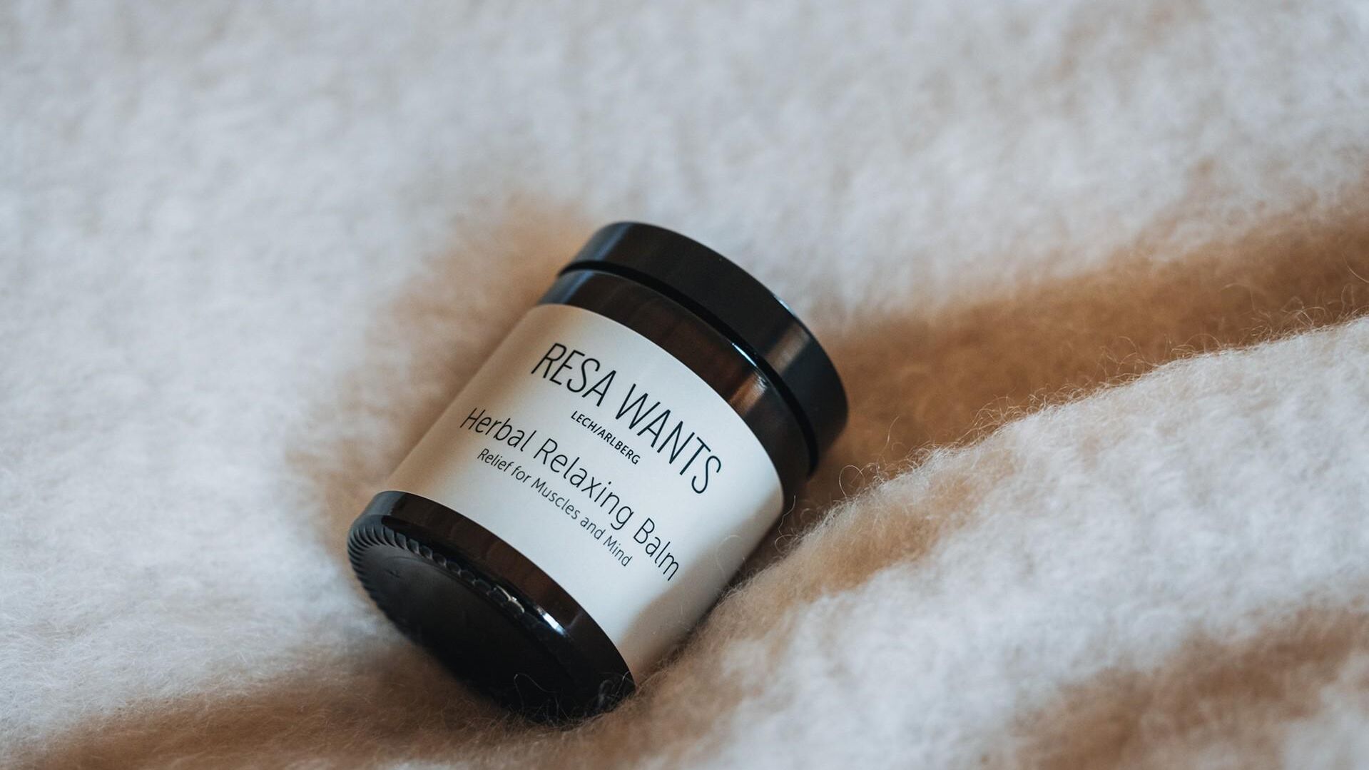 Resa Wants Relaxing Balm