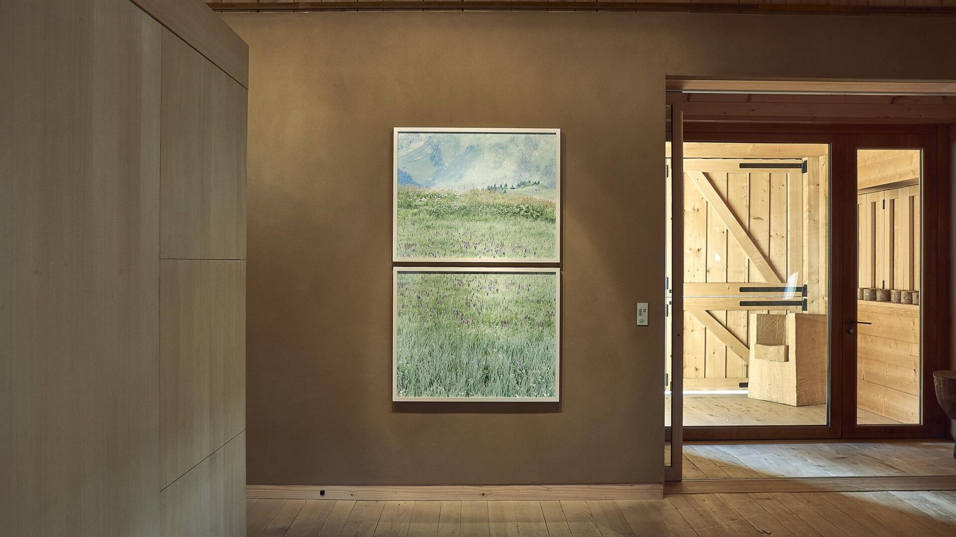 Exhibition_room_Walter_Niedermayr