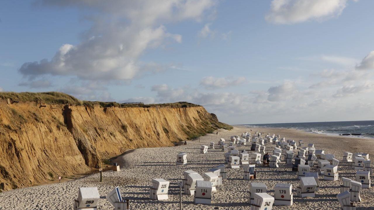 Sister Resort Party 2