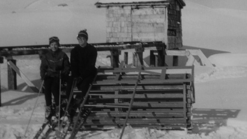 Langer_Zug_Historisch_Skilifte_Lech