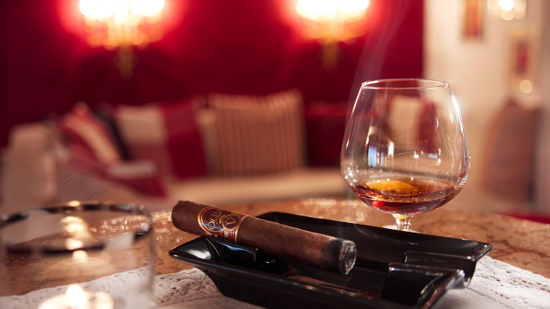 Zigarren Lounge in der Krone von Lech