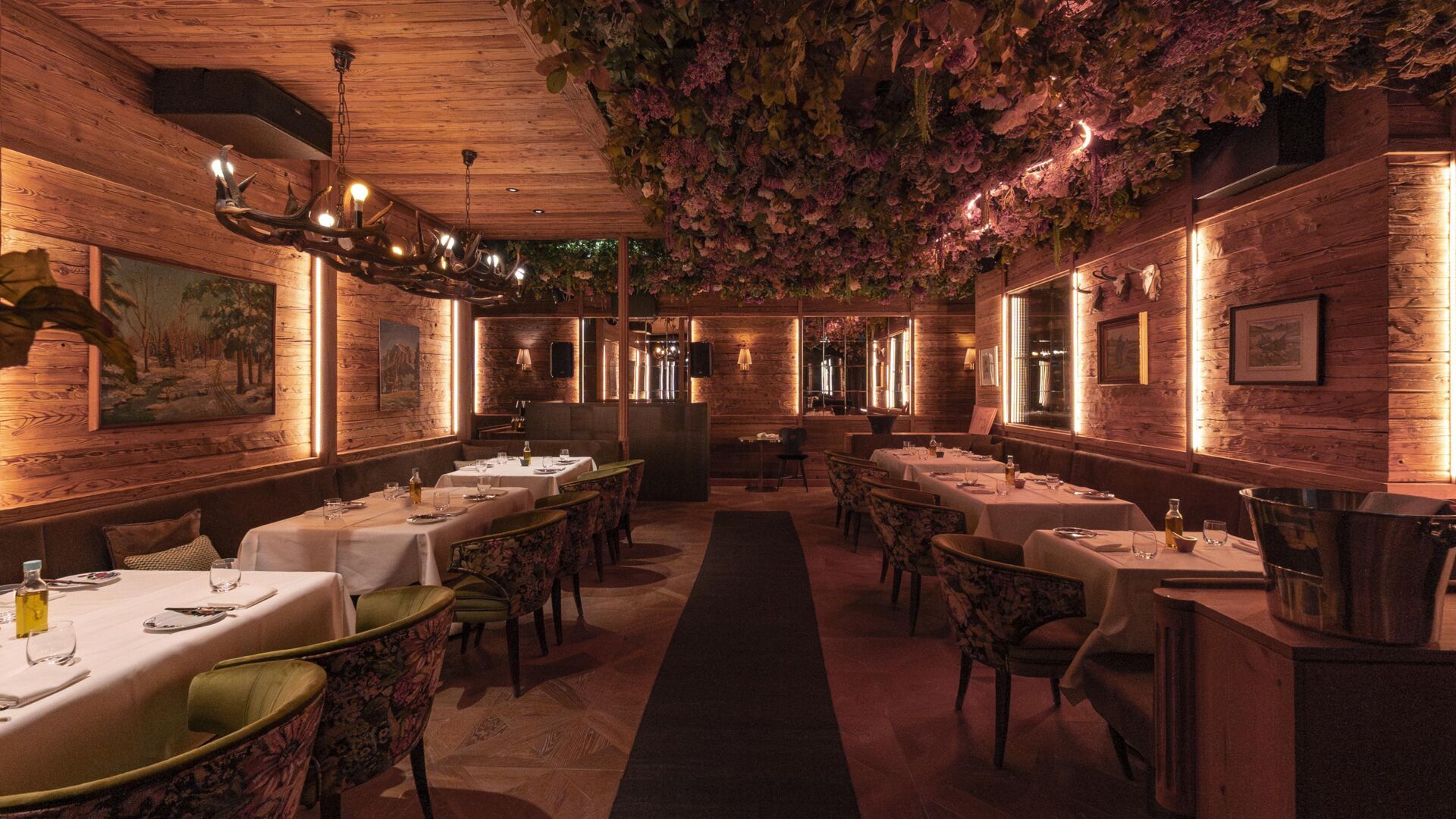 G`spusi Restaurant.