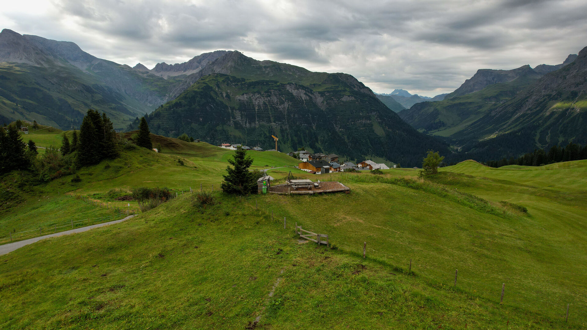 Grillplaetze Lech Tannegg Oberlech LZTG by Dietmar Hurnaus WEB (2)