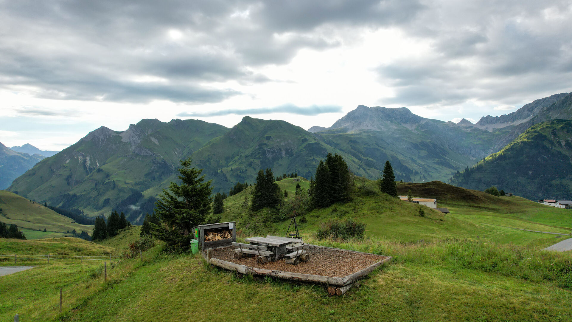 Grillplaetze Lech Tannegg Oberlech LZTG by Dietmar Hurnaus WEB (5)