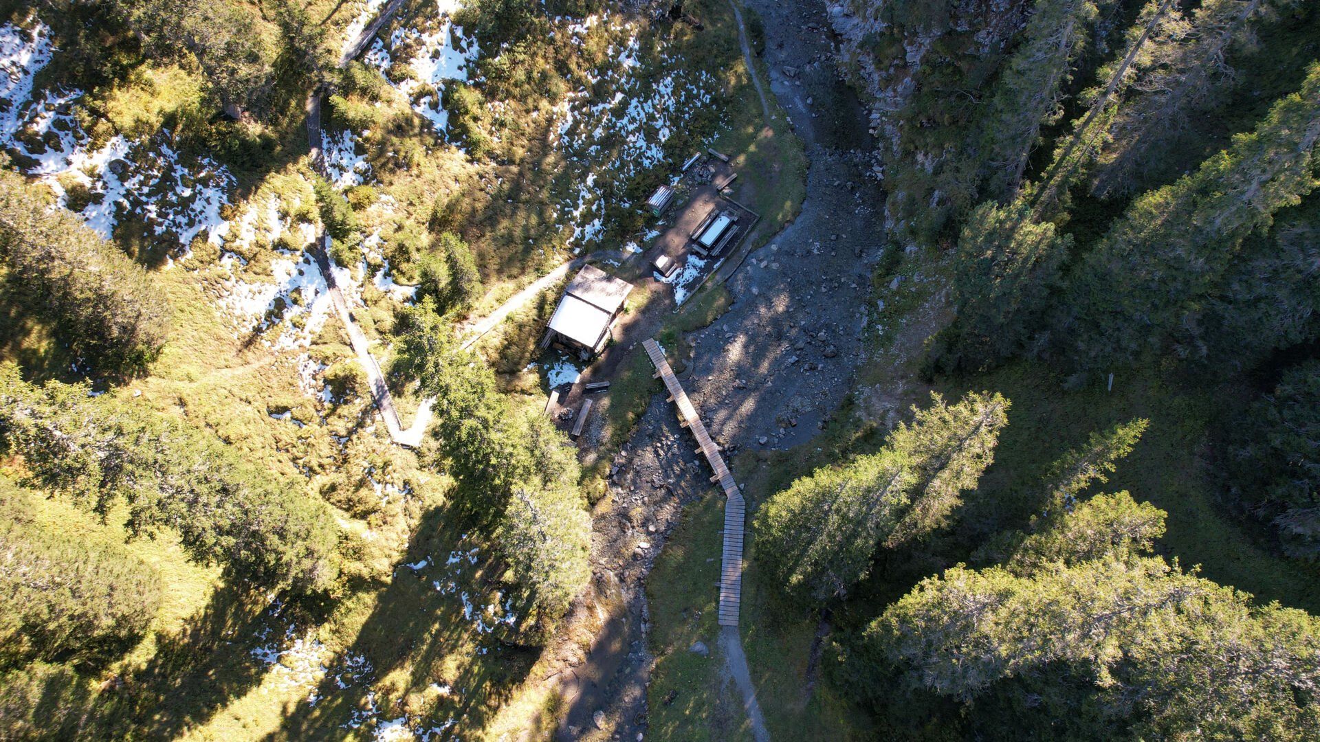 Grillplaetze_Lech_Waldcamp_LZTG_by_Dietmar_Hurnaus (2)