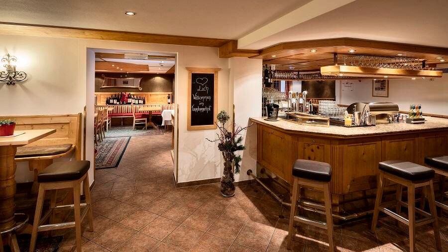 Innenbar Hotelbar Tannbergerhof