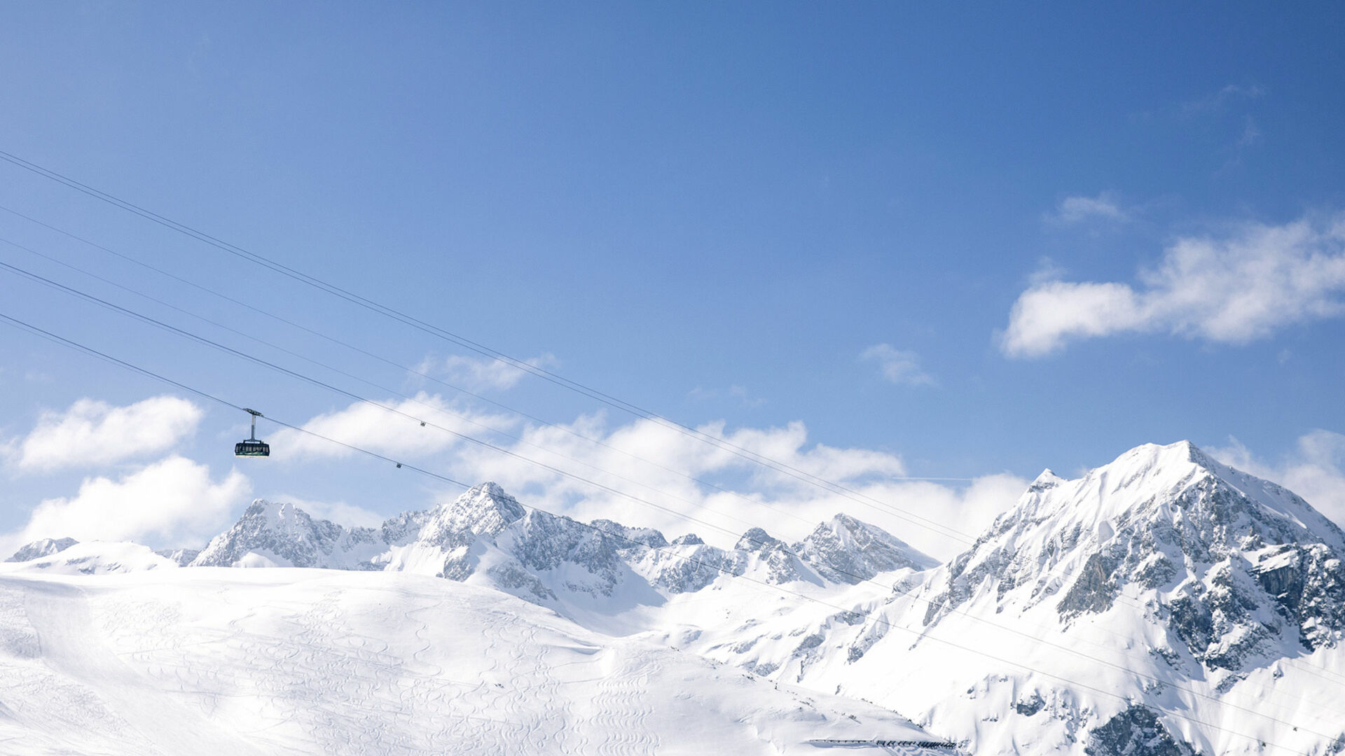 1_Ski-fahren-(c)-Daniel-Zangerl----Lech-Zuers-Tourismus--(10)