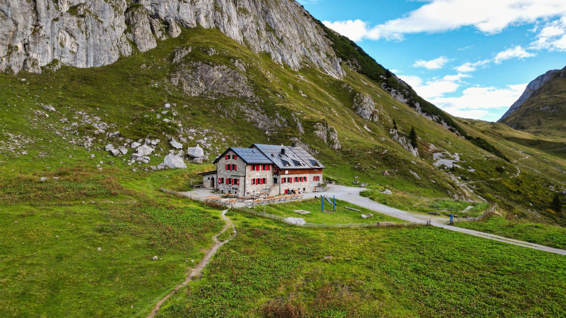 Ravensburger HÃ¼tte im Sommer