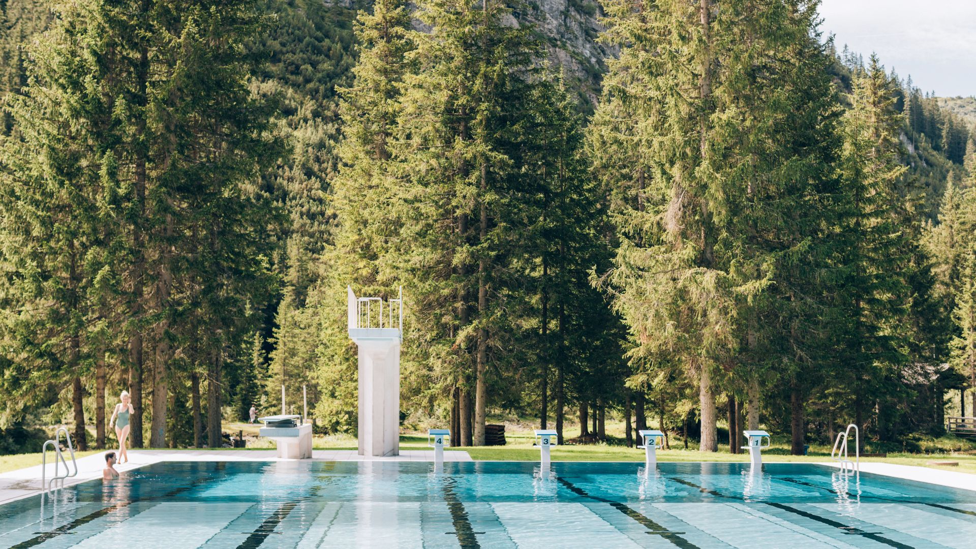 The Forest Swimming Pool Lech Lech Zurs