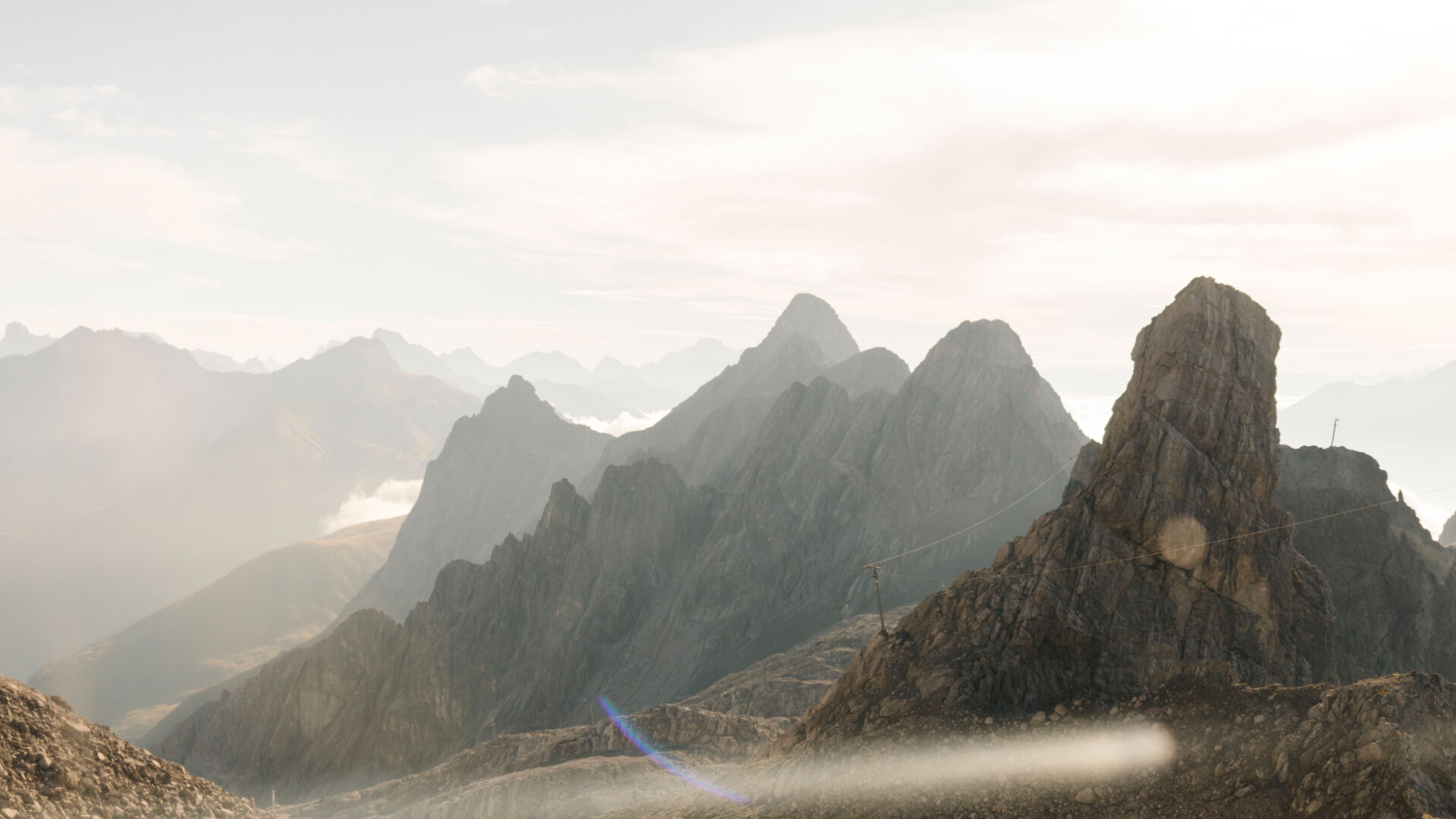 Felsiges Gebirgspanorama