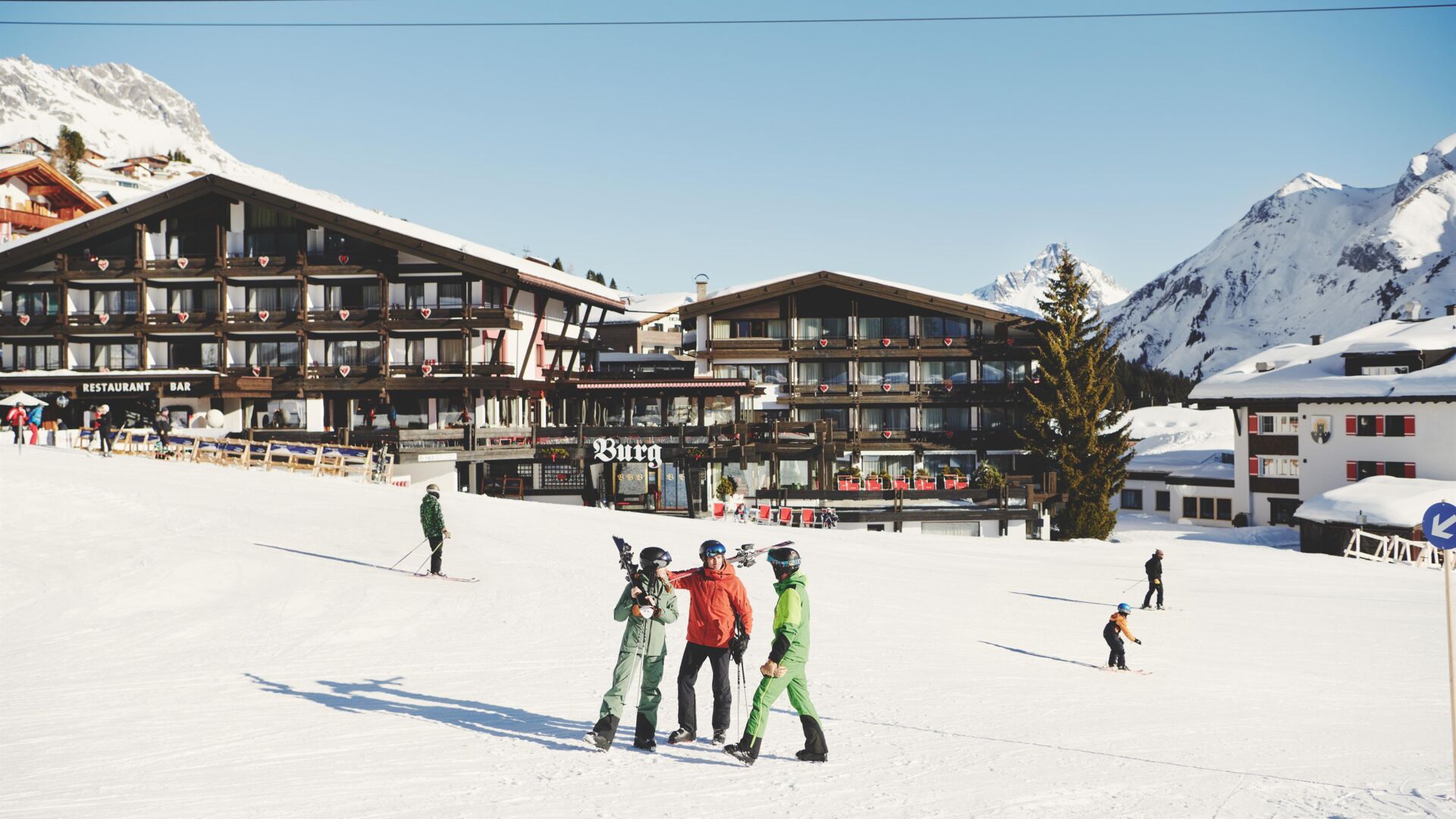 Burg Hotel Aussenansicht Winter