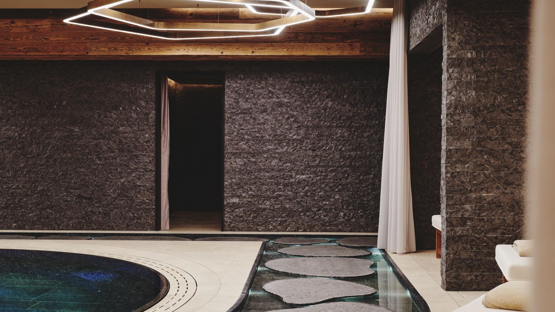 Erwachsenenbereich der Burg Oase