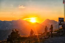 Erlebnisabend Sonnenuntergang am Ruefikopf Erlebnisabend Sonnenuntergang am Ruefikopf