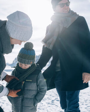 Winterwandern mit der Familie am Panoramaweg am Rüfikopf in Vorarlberg
