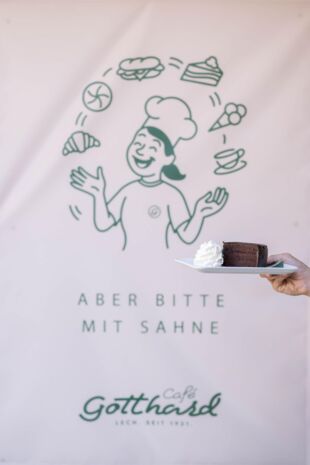 Caf&Atilde;&copy; Gotthard Sacher und Logo