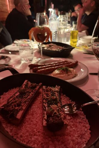 Festessen im G`spusi