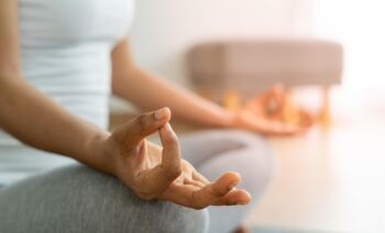 Abendliche Yin & Restorative Einheit - dem Element Luft gewidmet