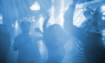 Eröffnungsparty / ABBA Night