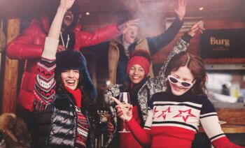 BURG Eisbar Party mit DJ