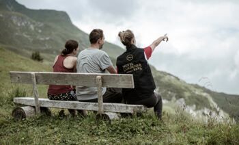 Element Erde – Barfuß Alpenbaden