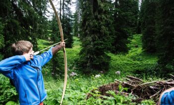 Lech Card Kinderprogramm - Bogenschießen oder Canyoning