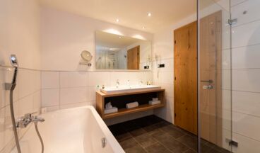 Muntanella, Image 17