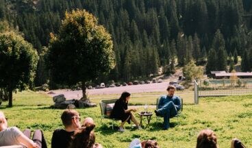 Rote Wand Dialoge