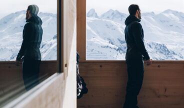 Wolf, Ski hut, Image 6