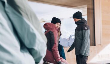 Wolf, Ski hut, Image 7