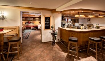 Tannbergerhof, Tannberg Bar und Stube