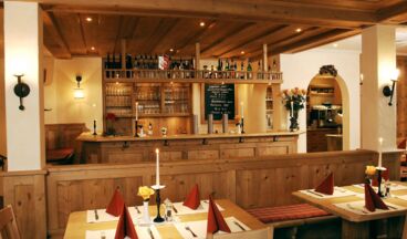 Lecher Stube im Hotel Gotthard, Bild 1