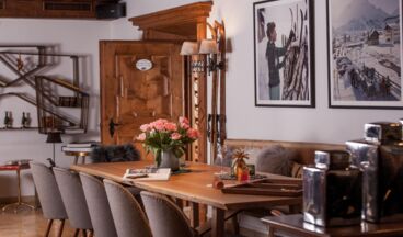 Bar & Lounge at the Hotel Arlberg, Image 6
