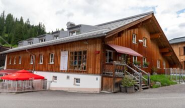 Lenai & Linai - Lech am Arlberg, Bild 1