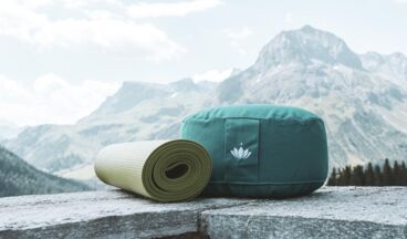 Morning yoga followed by good morning meditation, Image 2