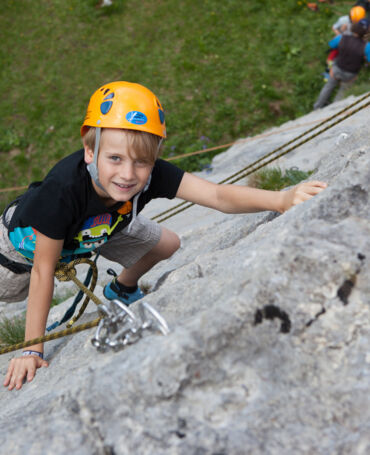 Lech_Card_Kinderprogramm_LZTG_by_Bernadette_Otter (2).jpg