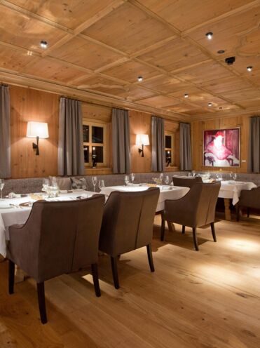 isDecorativeImage ? '' : image.title