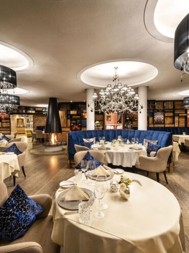 isDecorativeImage ? '' : image.title