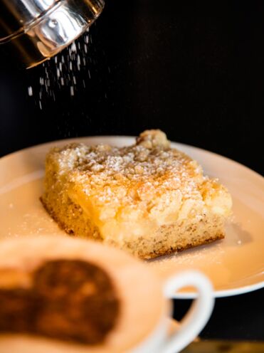 isDecorativeImage ? '' : image.title